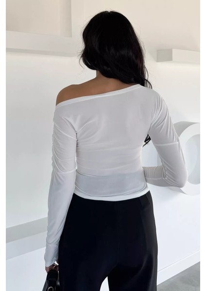Kadın Omuz Büzgülü Likralı Bluz P-00018530 fırsatları