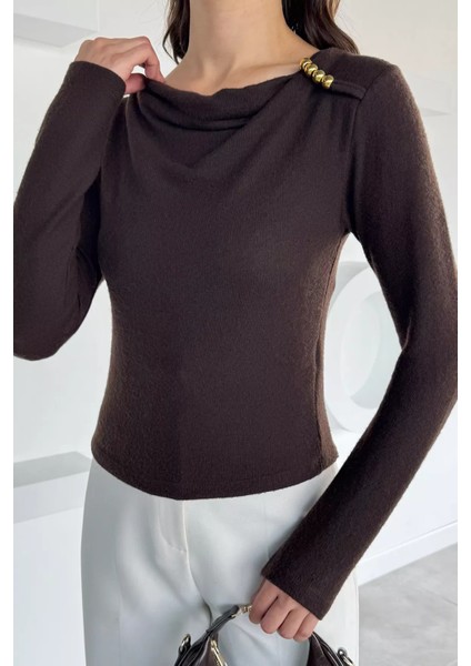 Kadın Omuz Aksesuarlı Bluz P-00018502