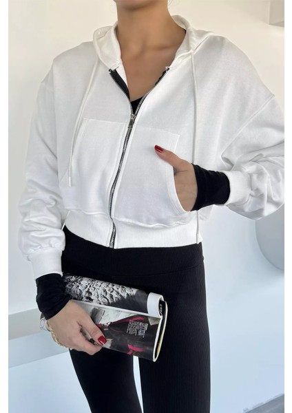 Kadın Ön Fermuarlı Kapüşonlu Çift Cepli Sweatshirt P-00018513