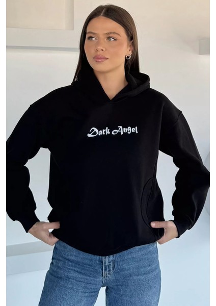 Kadın Kapüşonlu Kanguru Cepli Baskılı Üç Iplik Şardonlu Sweatshirt P-00018480