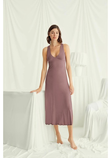 Monamise Göğüs ve Sırt Dekoteli Brode Dantelli Yırtmaçlı Gecelik fiyatları