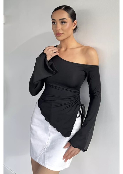 Bel Büzgülü Asimetrik Kesim Kadın Bluz P-00018456