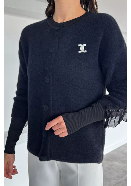 Kadın Broş Detaylı Sırt Fistolu Yumoş Triko Ceket P-00018362 fiyatları