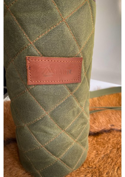 El Yapımı Hakiki Deri Kapitone Termos Kılıfı – 2 Litre'ye Kadar Termos Uyumlu, Kamp Aksesuarı 40X18 cm modelleri