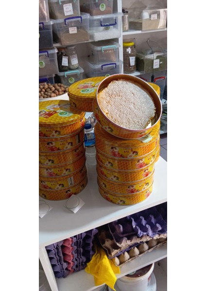 Getirköyden01 Karakovan Petekli Bal