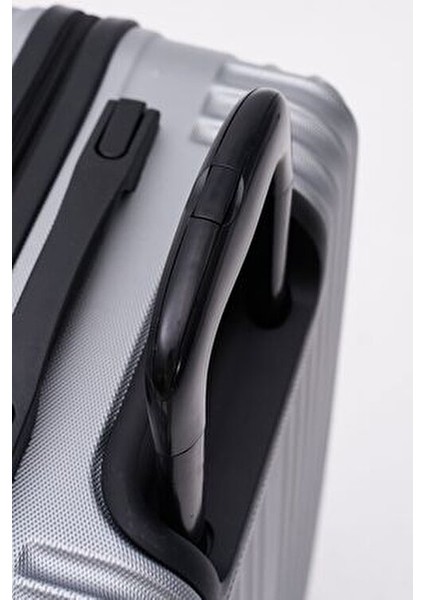 Büyük Boy Valiz 49 x 75 x 30 cm ABS Malzeme 1020