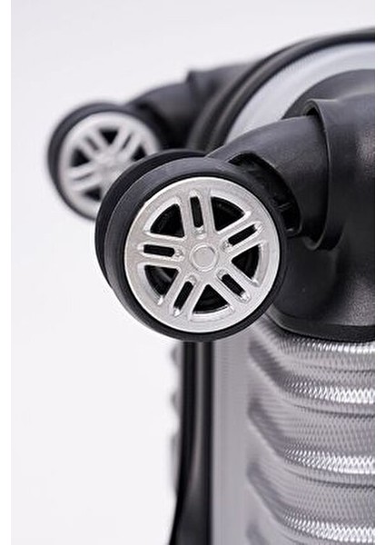 Büyük Boy Valiz 49 x 75 x 30 cm ABS Malzeme 1020