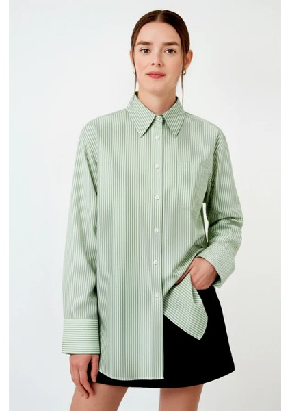 Yeşil Çizgili %100 Pamuk Bol Kesim Kadın Gömlek