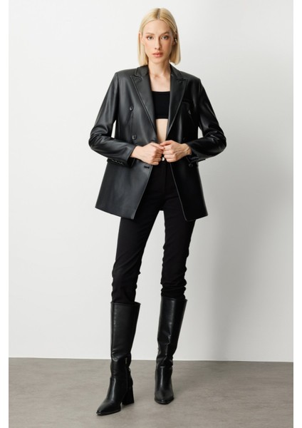 Kadın Kapak Cepli Deri Ceket 5081 Siyah modelleri