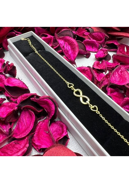 925 Ayar Gümüş Sonsuzluk ve Kalp Figürlü Kadın Bileklik – Zarif, Altın Kaplama