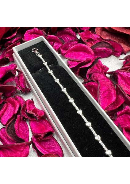 925 Ayar Gümüş Zarif Kadın Bileklik – Şık ve Minimal, Gümüş Rengi