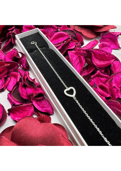 925 Ayar Gümüş Taşlı Kadın Bileklik – Şık ve Zarif, Gümüş Rengi