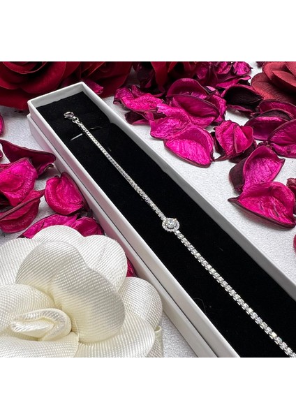 Tek Taş Detaylı Kadın Bileklik 925 Ayar Gümüş Zirkon Taşlı