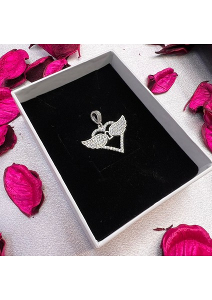 Kanatlı Kalp ve Kilit Figürlü Kadın Kolye 925 Ayar Gümüş Zirkon Taşlı fiyatları