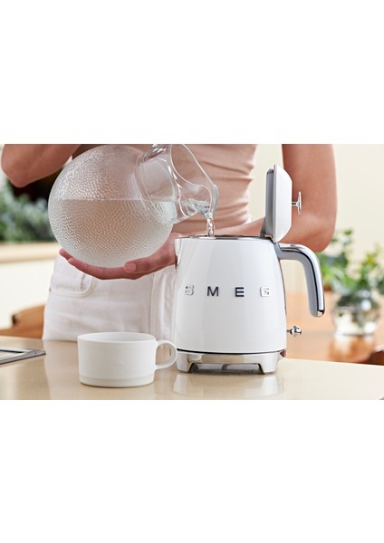 KLF05WHEU 50's Style Beyaz Mini Kettle