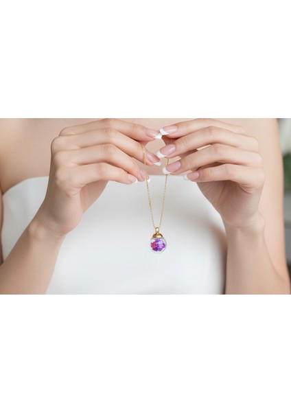 Çiçek Desenli Cam Küre Kolye fiyatları