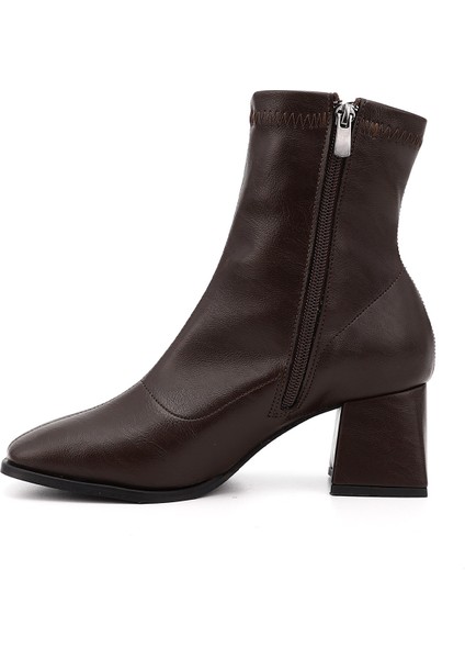 Kadın Kahverengi Deri Görünümlü Kalın Topuklu Streç Bot modelleri