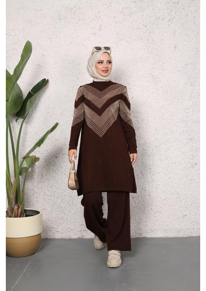 V Desenli Simli Triko Takım Pantolonlu Tunik