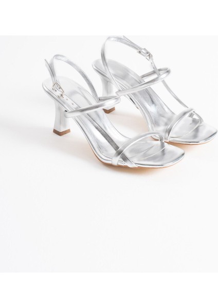 Modaserdem Monya Kadın Gümüş Topuklu Sandalet fiyatları