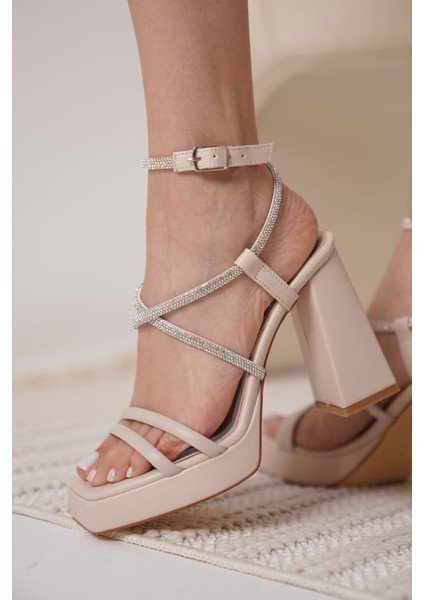Modaserdem Carmen Kadın Bej Topuklu Sandalet modelleri