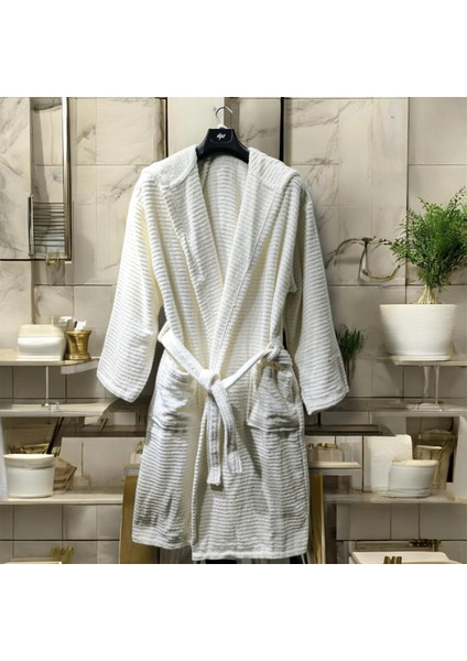 Bornoz Desenli Kumaş Kapüşonlu %100 Pamuk modelleri