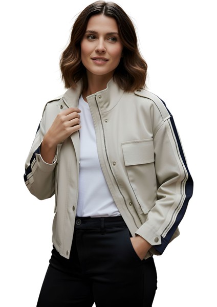 Kadın Denim Detaylı Cepli Fermuarlı Ceket/mont