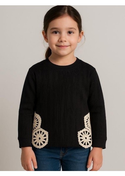Kız Çocuk Motif Işlemeli Bluz