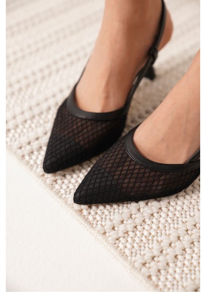 Modaserdem Winstey Kadın Siyah Topuklu Ayakkabı fırsatları