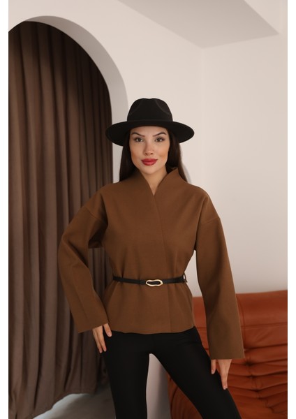 Kahverengi Kaşe Kruvaze Düşük Omuz ve Kemer Detaylı Kadın Ceket modelleri