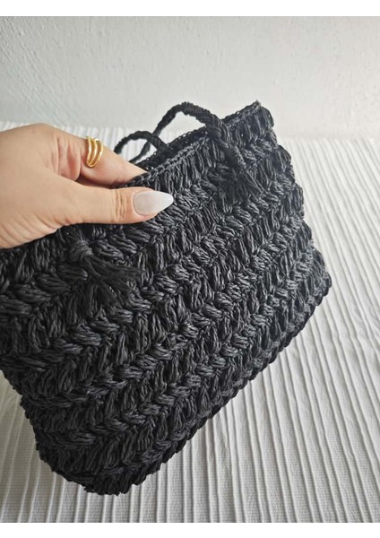 Midnight Elegance El Yapımı Örgü Omuz Çantası modelleri