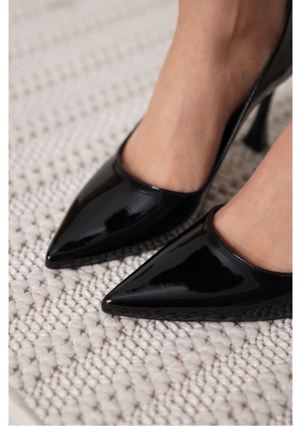 Modaserdem Blade Siyah Rugan Kadın Stiletto modelleri