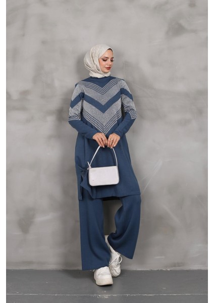 V Desenli Simli Triko Takım Pantolonlu Tunik