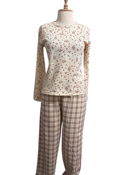 Ekoseli Çiçek Desenli Uzun Kol Kadın Pijama Takımı 2 Iplik Kışlık Kumaş fırsatları