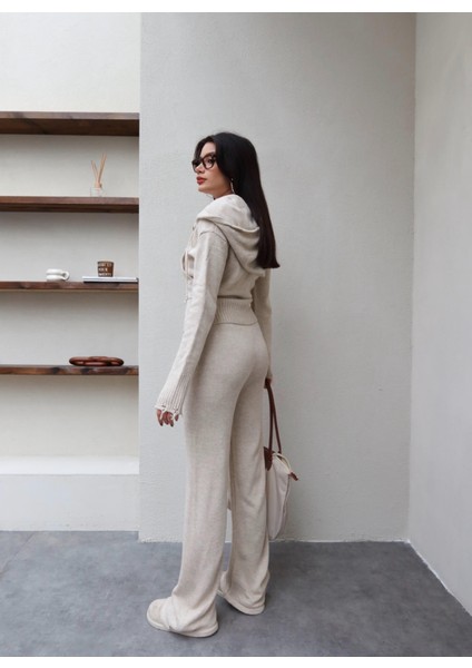 Çift Fermuarlı Triko Takım indirimleri