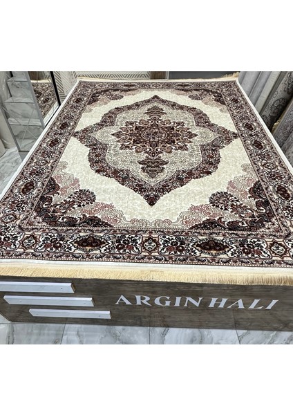 Etnik Desen Krem Bej Ipek Argın Halı