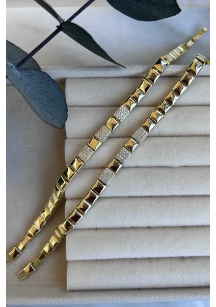 Radiant Blocks Kuyumcu Işçiliği 14K Altın Kaplama Premium Seri Kadın Çelik Bileklik modelleri