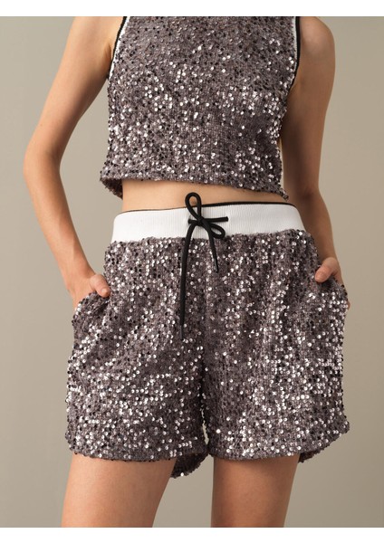 Kadın Antrasit Regular Fit Pullu Şort