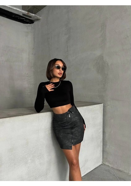 Beli Pervazlı Fermuarlı Eskitme Deri Etek W24431