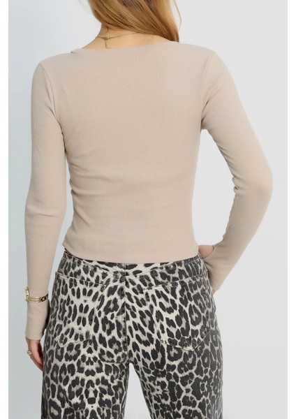 Bisiklet Yaka Parmak Geçmeli Kaşkorse Bluz Bej A3829