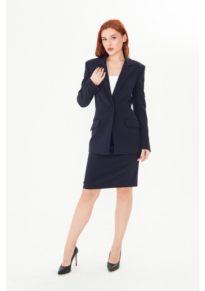 Kadın Lacivert Blazer Ceket ve Kalem Etek Takım – Klasik Şıklık & Profesyonel Ofis Takım Elbise