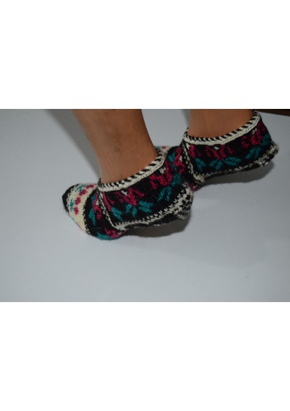 🧦 El Örgüsü Rahat ve Şık Patik