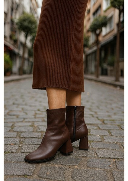 Kadın Küt Burunlu Topuklu Kadın Streç Bot fiyatları