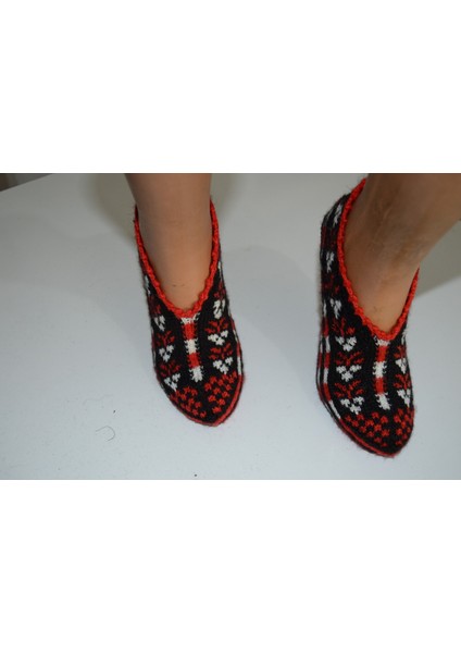 🧦 El Örgüsü Rahat ve Şık Patik