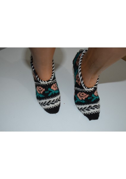 🧦 El Örgüsü Rahat ve Şık Patik modelleri