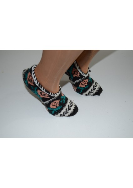 🧦 El Örgüsü Rahat ve Şık Patik fırsatları