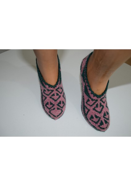 🧦 El Örgüsü Rahat ve Şık Patik