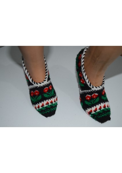 🧦 El Örgüsü Rahat ve Şık Patik