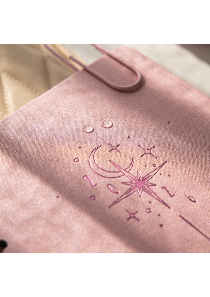 2026 Spiralli A5 Haftalık Ajanda – Kir ve Suya Dayanıklı Sert Kapak - Pembe fiyatları