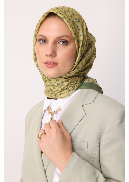 Minor Desen Pamuk Eşarp fırsatları