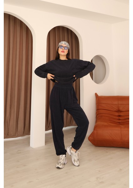 Lacivert Havlu Kumaş Paça Bel ve Manşet Lastik Detaylı Uzun Kollu Crop Eşofman Takımı modelleri